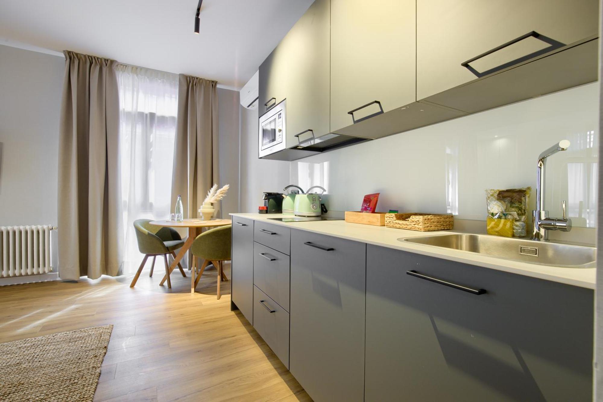 Dobo Madrid Justicia Apartment Exterior photo